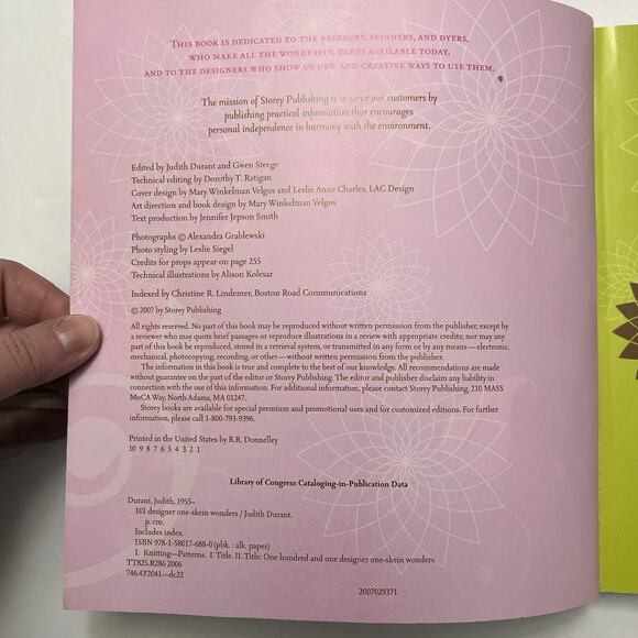 101 Designer One Skein Wonders A World of Possibilities SC by Judith Durant - Picture 3 of 7